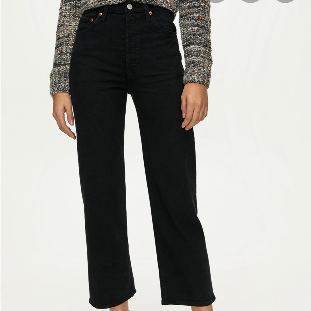 Levi’s ribcage straight black jeans
